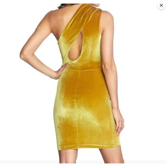 Cosmopolitan Dress The Population Women S Black Velvet Bellamy One Shoulder Mini - Picture 6 of 13